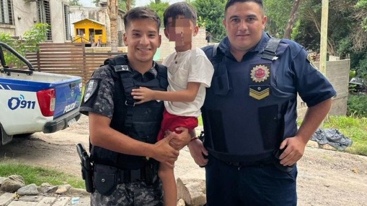 Policías salvaron a un niño de 6 años que se había atragantado