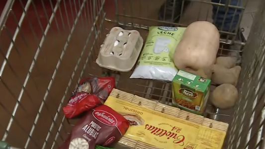 Una familia cordobesa necesita más de un millón de pesos para no caer en la pobreza