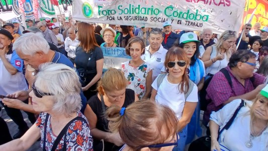 Marcha de jubilados en Córdoba: organizaciones locales acompañan en el reclamo