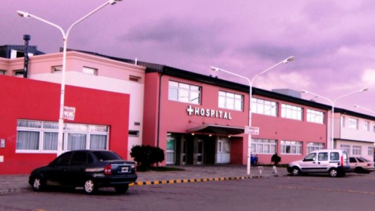 Santa Cruz:  los médicos dieron por muerto a un bebé, sus abuelas fueron a reconocer el cuerpo y lo encontraron vivo