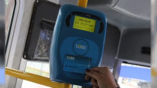 Dónde y desde cuándo se puede pagar el colectivo con tarjeta de crédito, celular o reloj inteligente