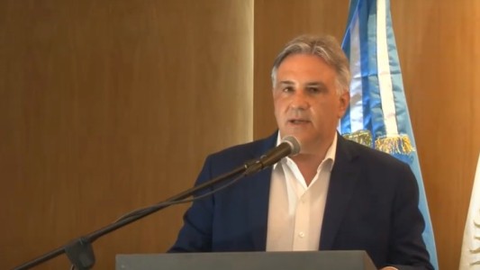 Martín Llaryora reconoce a policías atropellados en controles de seguridad