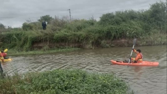 Encontraron muerto a un hombre en una laguna de Córdoba