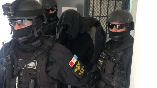 Detuvieron en Mendoza a un hombre con pedido de captura y lo trasladaron a Córdoba