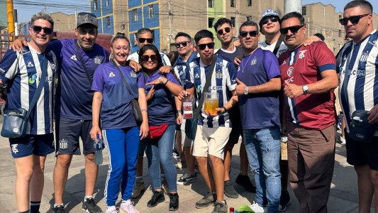 Llegaron los hinchas de Talleres al estadio para el partido de la Copa Libertadores
