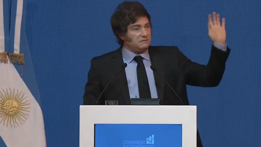 Milei dijo que la inflación se terminará a mitad de 2026 y pidió "pensar en crecer"