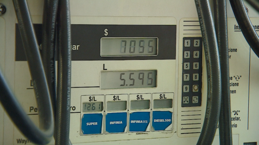 Bajaron los combustibles: YPF aplicó una reducción del 4% en sus precios