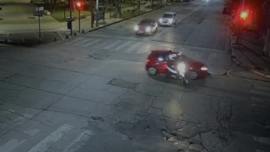 Choque en San Vicente: Mujer de 28 años herida tras ser embestida por vehículo