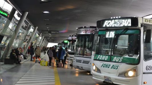 Transporte interurbano: tras las asambleas, Aoita amenaza con ir a un paro total el próximo lunes