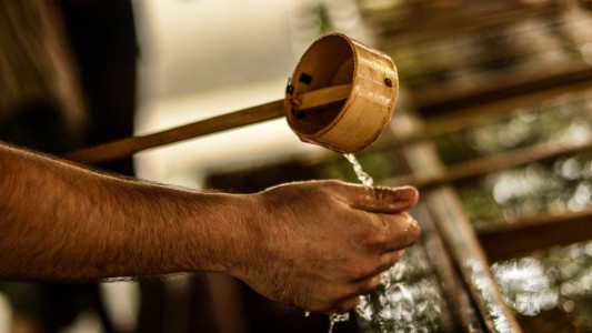 Del aljibe a la canilla: el agua de 1810 a hoy