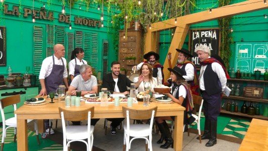 Dyango y Rusherking visitan la Peña de Morfi