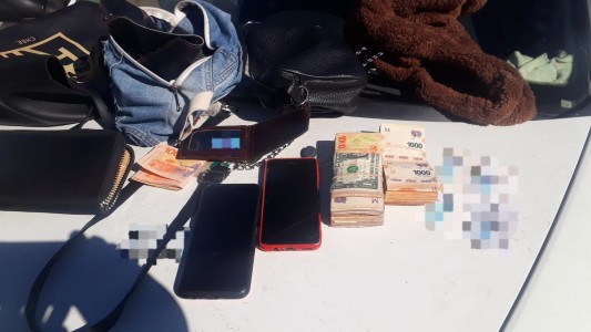 Una mujer fue víctima de una “salidera” bancaria en Unquillo: le robaron 500 mil pesos