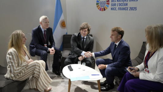 Milei participó de una conferencia de la ONU y mantuvo una reunión bilateral con Macron