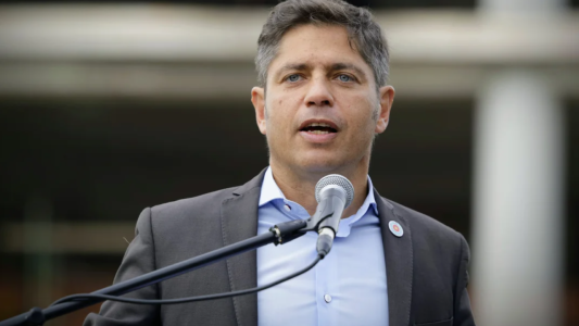 Kicillof: "El miércoles acompañamos a Cristina hasta Comodoro Py y de vuelta a su casa"