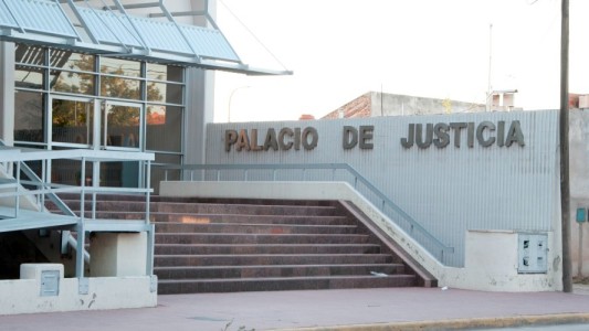 Condenaron a 20 años de prisión a un expolicía por abusos sexuales