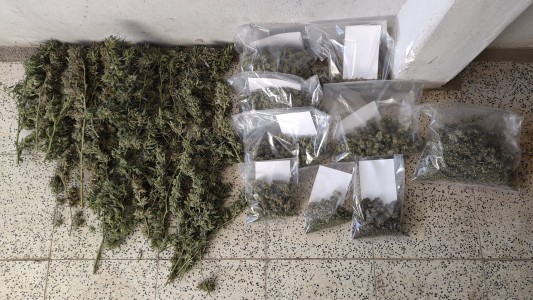 Detenciones en Córdoba por robo y tenencia de drogas en Villa General Belgrano