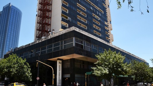 Reclamos y asambleas en el Sanatorio Mayo por sueldos atrasados