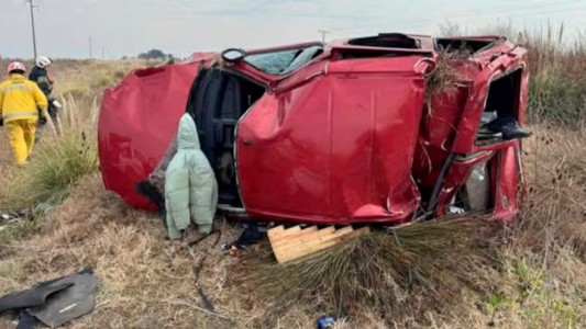 Vuelco fatal en el sur de Córdoba: falleció una de las sobrevivientes y ya son dos las víctimas