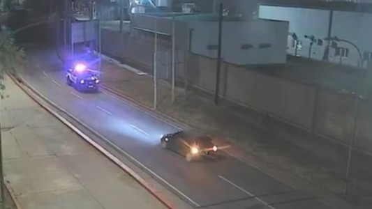 Tras una persecución policial, detuvieron a chicos de 15 y 16 años que iban en contramano por Costanera Sur