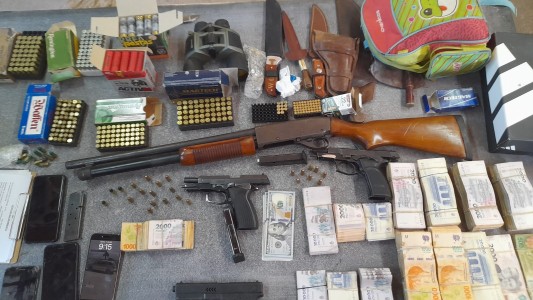 La Policía detuvo a tres personas por amenazas en Villa La Toma