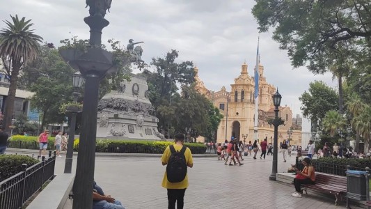 Tiempo en Córdoba: se mantiene gris, húmedo y con probabilidad de lluvias débiles para este jueves