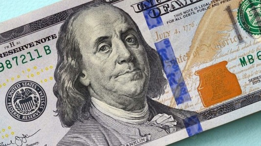 Tensión cambiaria: todas las cotizaciones del dólar superaron los $1.300