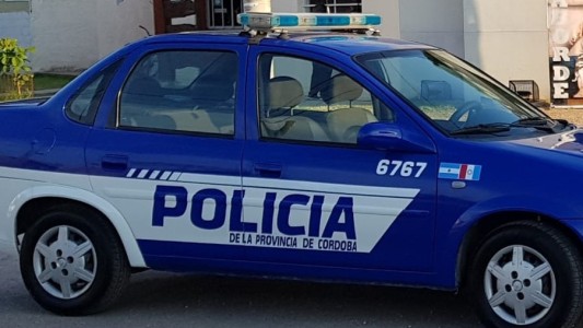 Un menor de 16 años atropelló a un peatón mientras huía de la Policía en moto