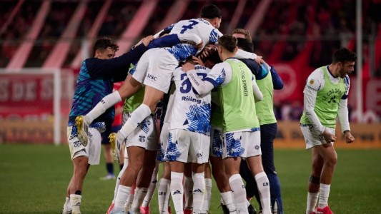 Talleres enfrenta a Lanús por la cuarta fecha del Clausura