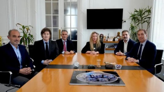 Javier Milei cenó con diputados aliados en Olivos para blindar los vetos a jubilados y discapacidad