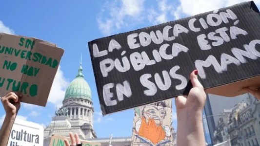 Tras el paro, el Gobierno otorgó un aumento del 7,5% a los docentes universitarios