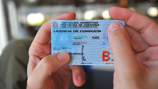 Investigan a un empleado municipal de Mendiolaza por fraude con licencias de conducir