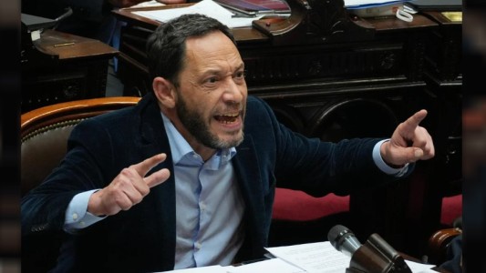 Ferraro: “El Gobierno de Milei elige callar a los periodistas antes que dar explicaciones”