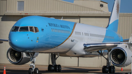 En medio del escándalo por los audios, Milei viajará a Los Ángeles pero no irá a Las Vegas