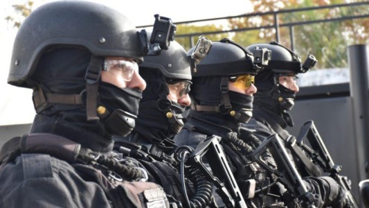 Detienen a una pareja en Villa Cornú por vender drogas