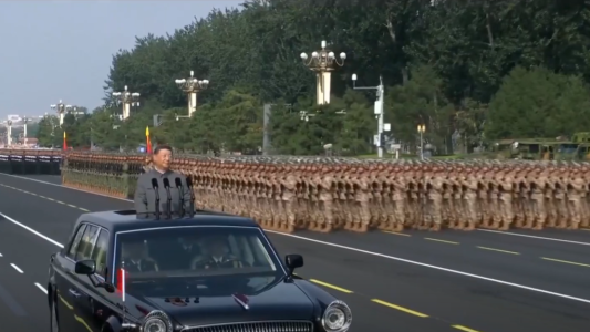 Video: China mostró su poderío militar