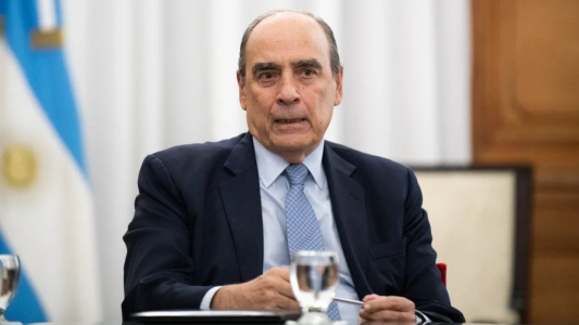 Francos instó a hacer autocrítica y afirmó que "los resultados macroeconómicos no llegan a la gente"