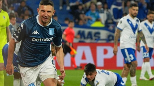 Con un gol de Maravilla Martínez, Racing le ganó 1-0 a Vélez en la ida de los cuartos de la Libertadores