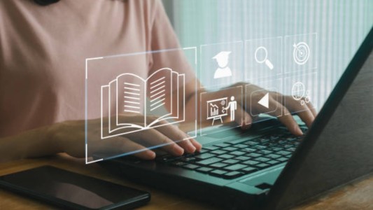 Lanzan 13 cursos gratuitos de tecnología e innovación digital en Córdoba