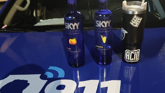 Detuvieron a dos jóvenes que conducían alcoholizados y de manera peligrosa