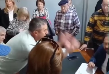 Tensión en 9 de Julio: productores inundados queman gomas y copan la municipalidad. “No jueguen con la vida”