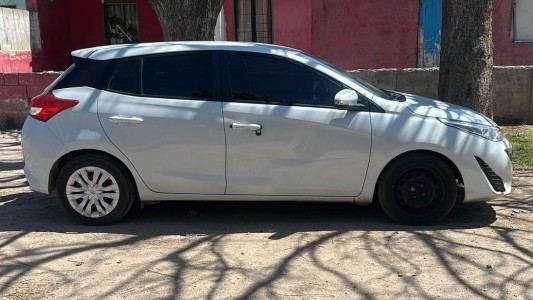 Intentó llevarse un auto con pedido de secuestro en barrio Quemadero