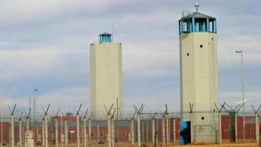 Investigan la muerte de un preso en la cárcel de Bouwer