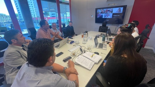 La Municipalidad avanza con la reglamentación de aplicaciones de viajes