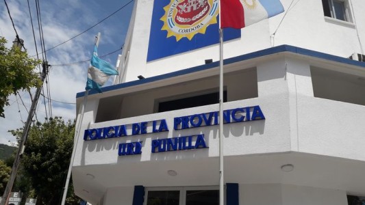 Detienen a un policía y un expolicía por un violento asalto a una pareja de jubilados en Villa Carlos Paz