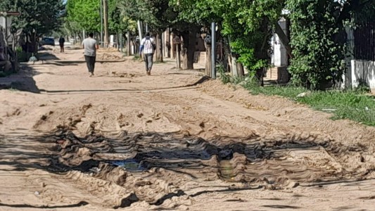 Vecinos de barrio Parque Liceo denuncian abandono de obras  y reclaman respuestas urgentes