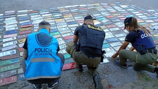 B° Pueyrredón: desmantelaron un búnker que falsificaba patentes