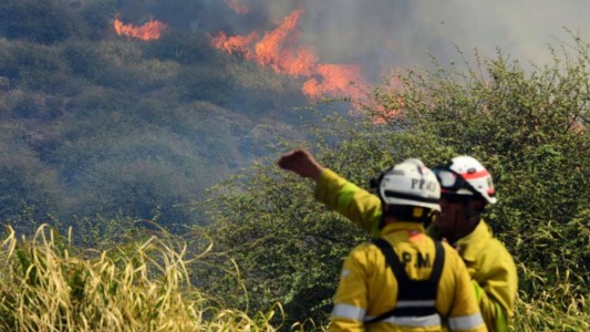 Controlan focos en el Parque Nacional Condorito, pero advierten “perímetros inestables”