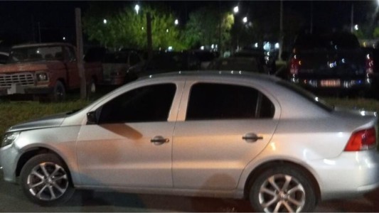 Chocó alcoholizado en Córdoba, intentó escapar y golpeó a un policía