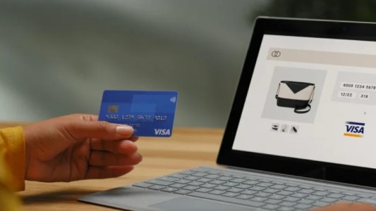 Puerto Madryn: allanaron a una mujer por usar la tarjeta de un veterano de Malvinas para compras millonarias