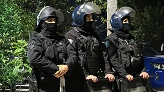 Allanamientos en galería de Córdoba por robo de celulares en eventos públicos